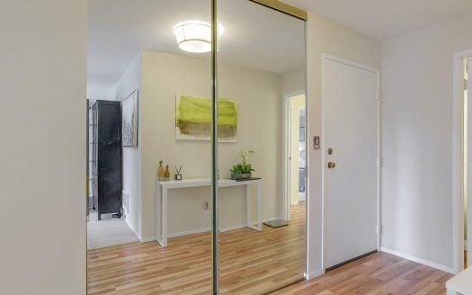 817 N Humboldt St APT 406