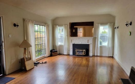 526 Lincoln Ave