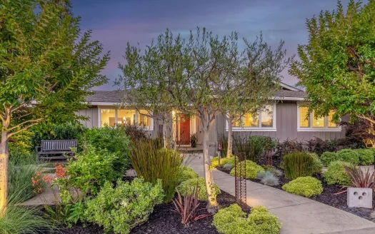 1901 Golden Way, Mountain View